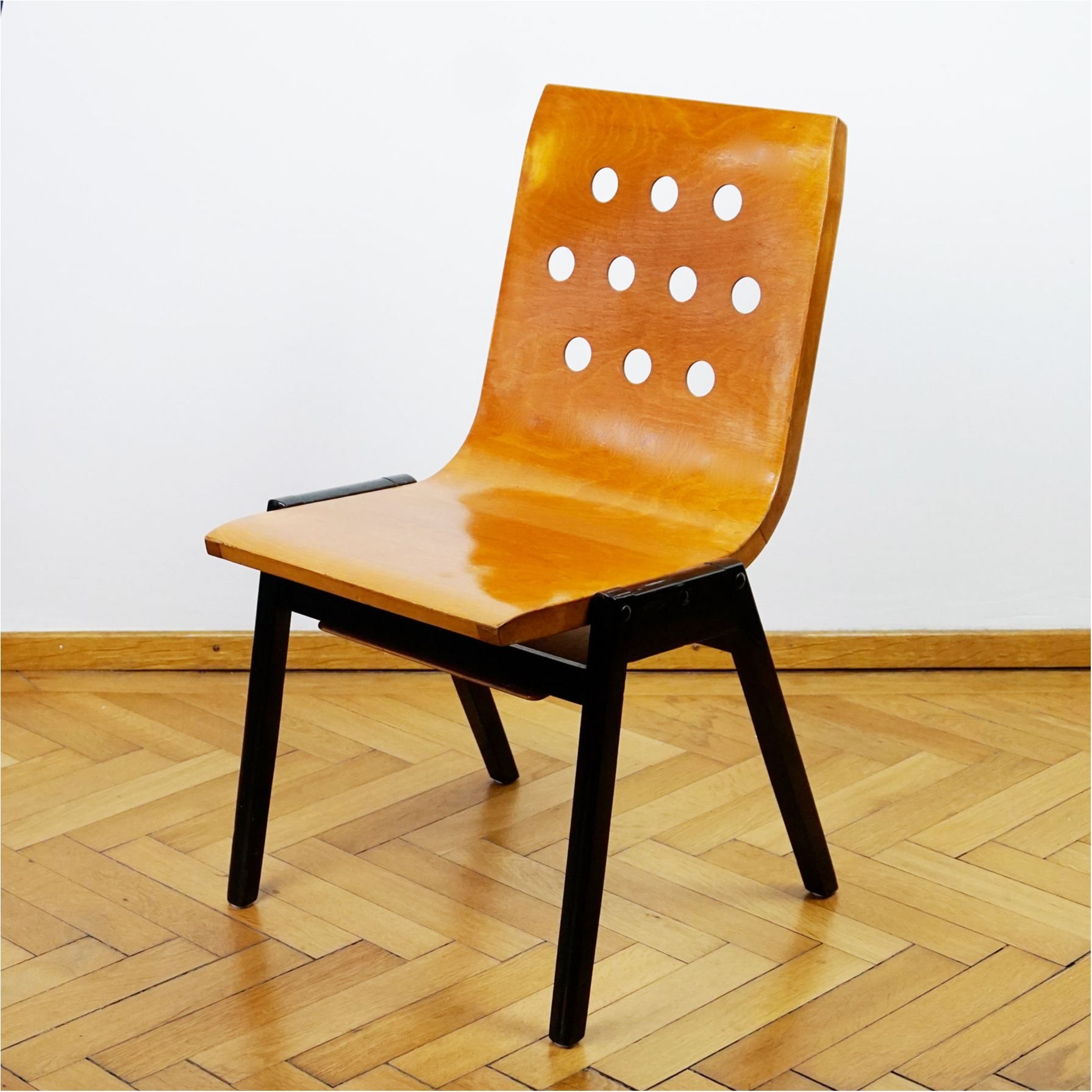 Set of COLISÉE chairs