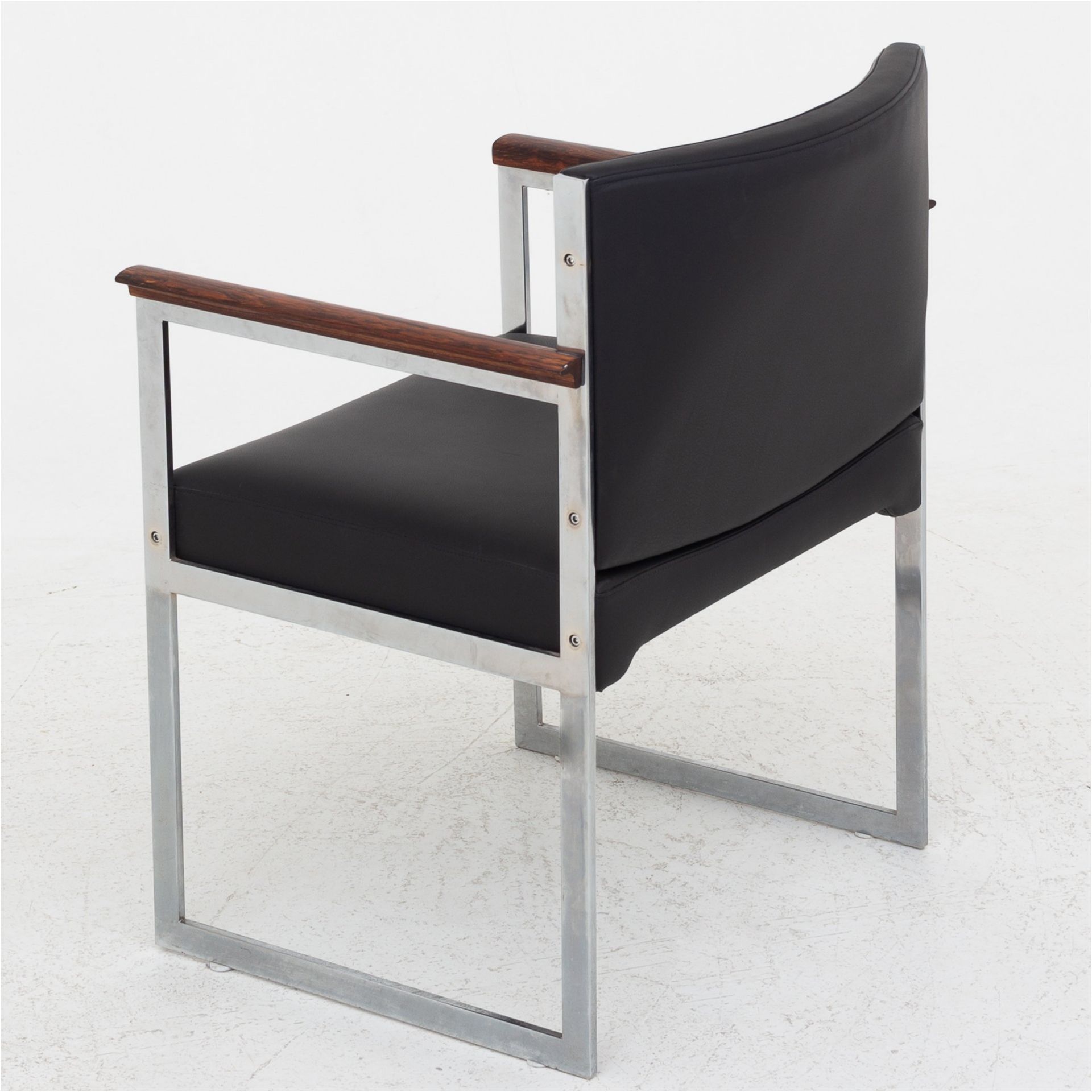 Armchair in steel