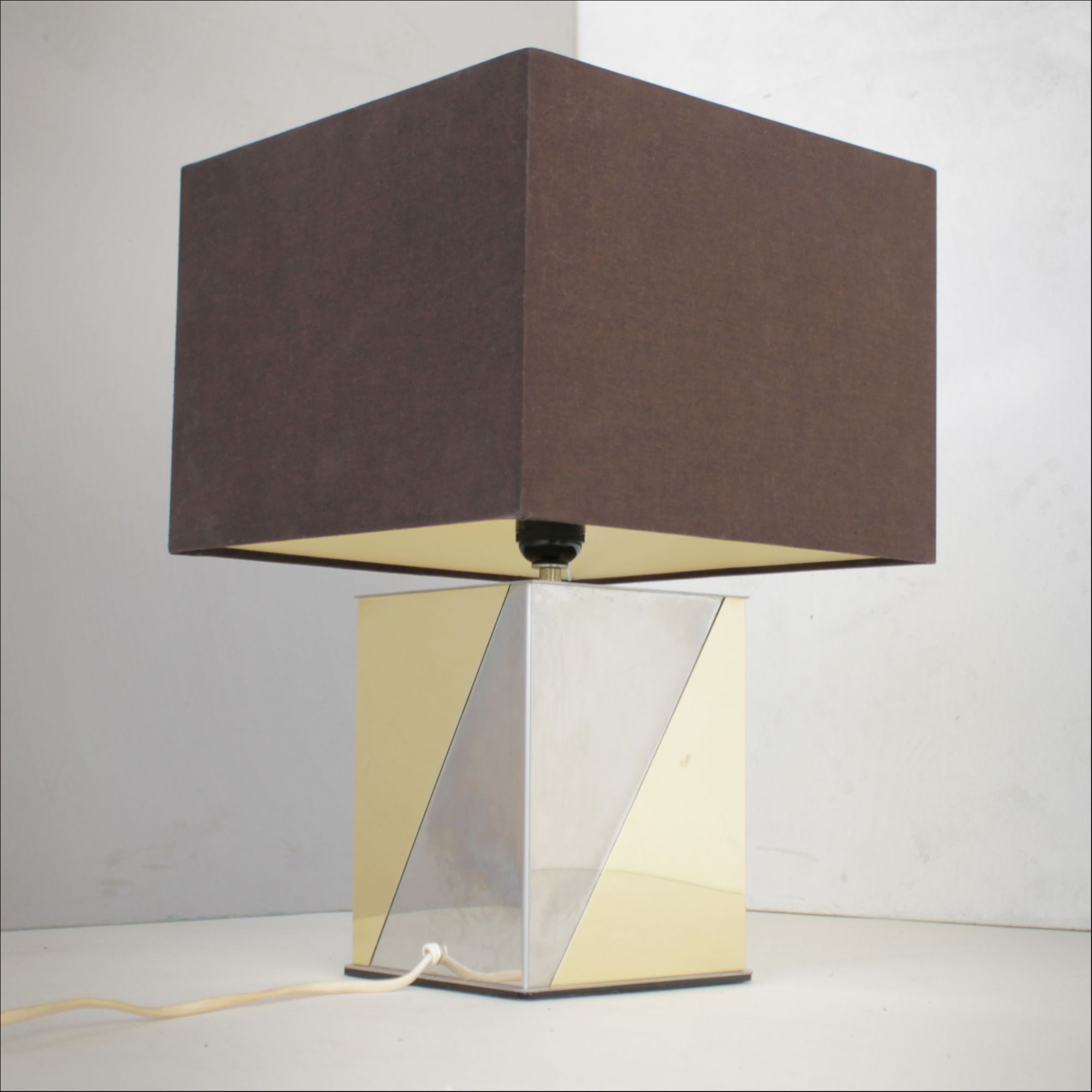 Architectural Table Lamp In The Manner Of Paul Evans