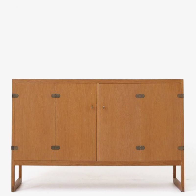 BM 57 Sideboard in oak